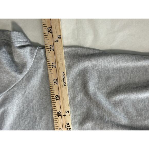 Under Armour Loose Heat Gear Women T-Shirt Size XL Gray With Blue - Picture 8 of 8